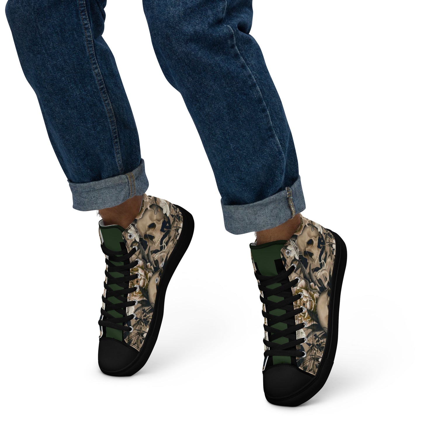 Skulls and Flowers Men’s high top canvas shoes